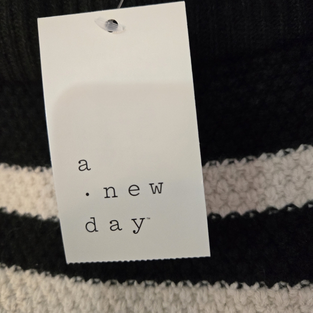 NWT, A New Day, Black and White Striped Skirt XXL. - Picture 3 of 6